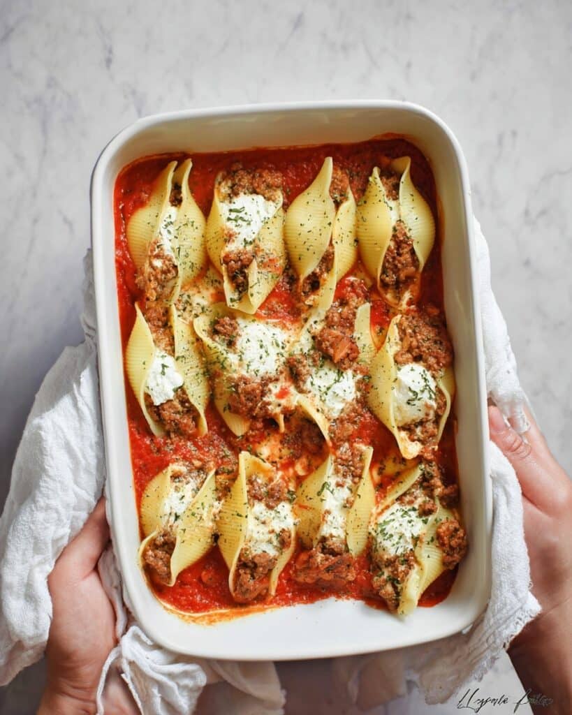 Stuffed Shells with Meat and Cheese in Rich Meat Sauce Recipe